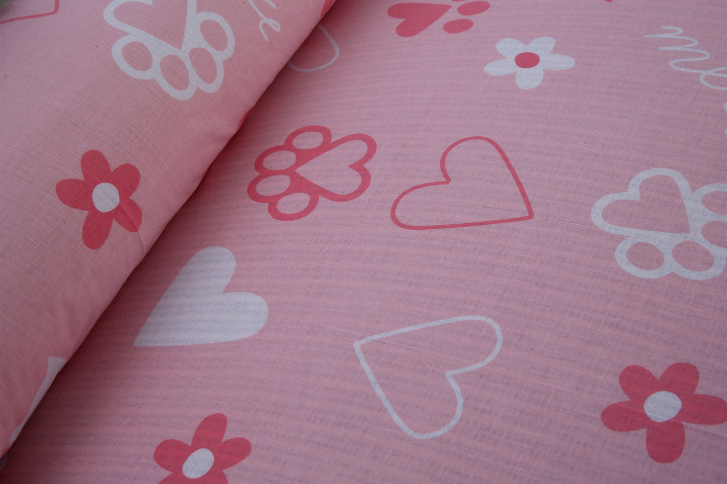Heartfelt Hues Kids Printed Bedsheet