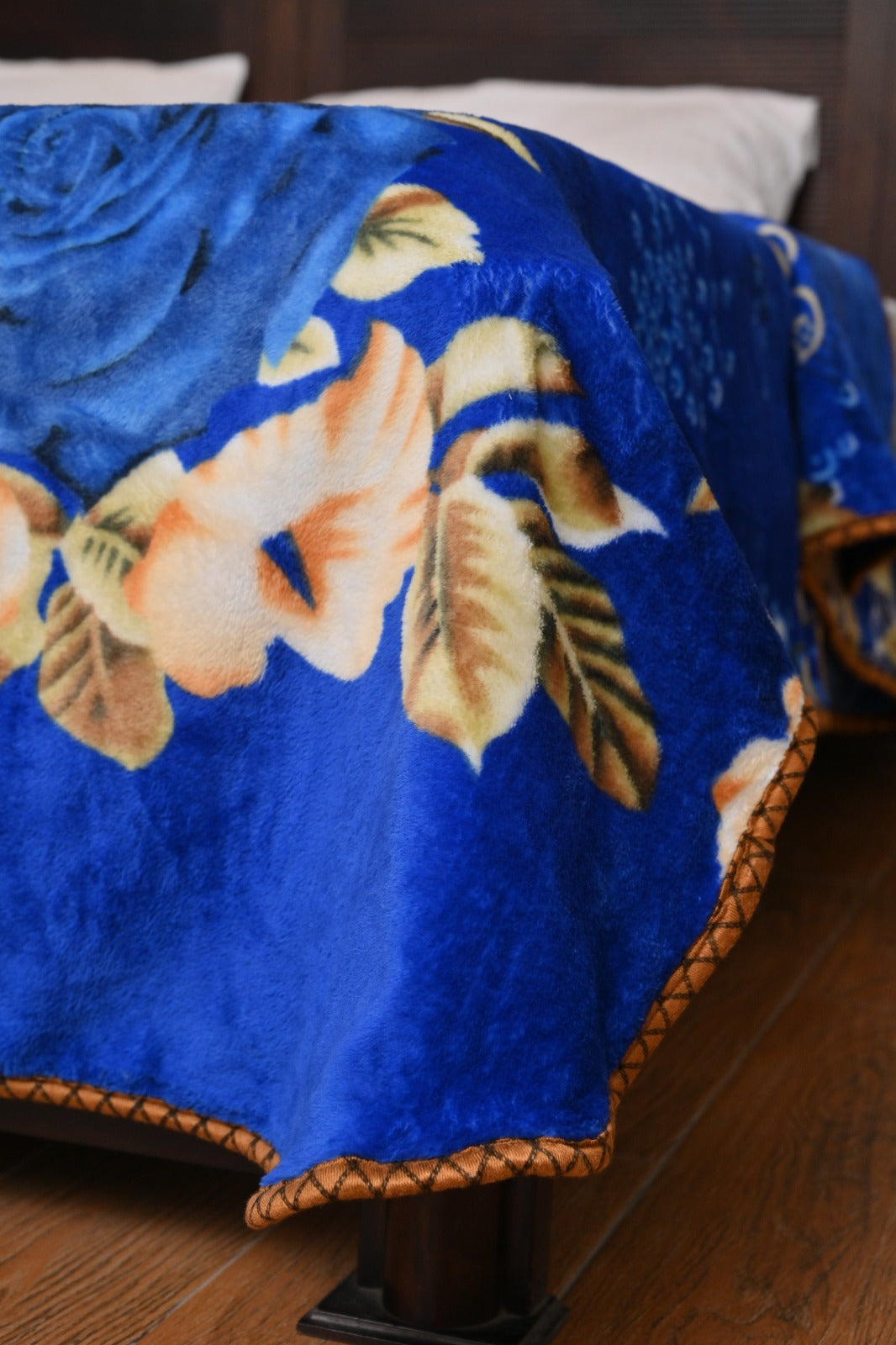 Royal Blue Blanket – 300 GSM